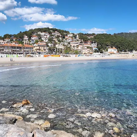 600 Meters From The Sea - Private Courtyard And Parking Apartment